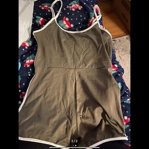 Green size lg romper new
